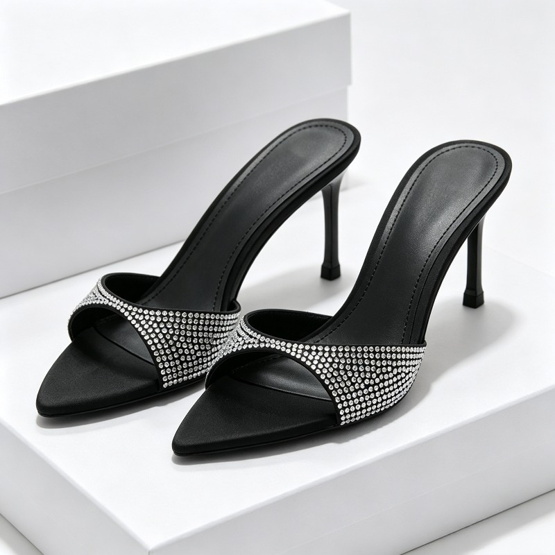 Slip Dress Satin - Pantofole con tacco firmate con strass