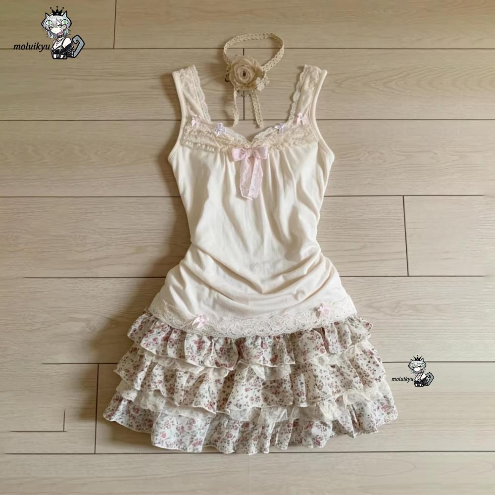 Set di abbigliamento da donna  - Cami Top Lace recensione e prezzo