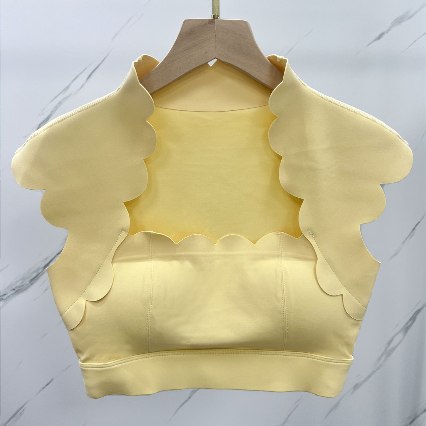 Top Sportivo da Donna con Imbo - Sports Bra High Impact recensione e prezzo